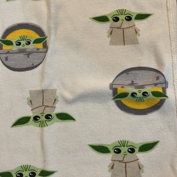 HA Star Wars Yoda pjs size 100cm/ 4 EUC - Picture 4 of 10